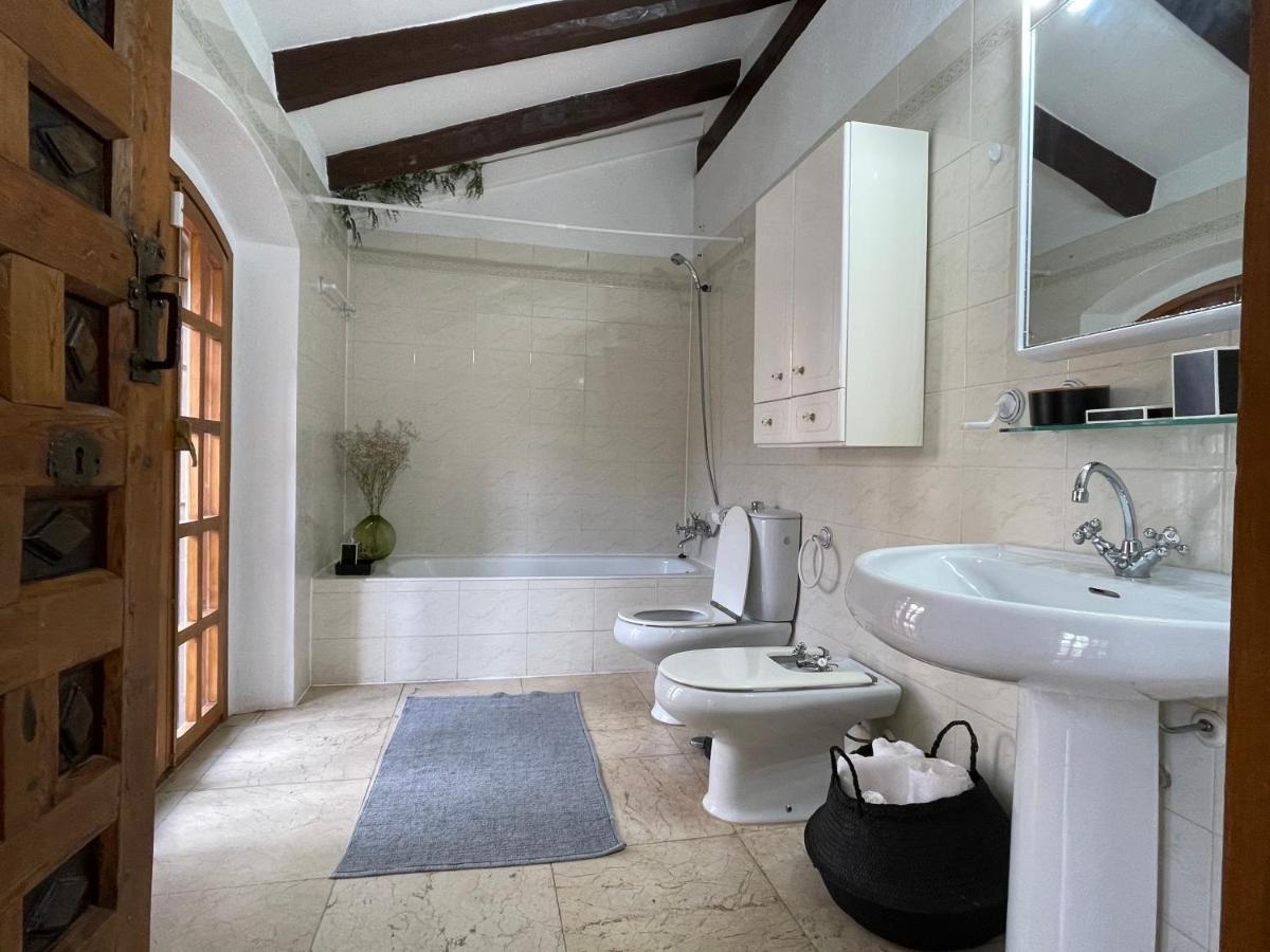 Barri Antic Cambrils Bed & Breakfast Ngoại thất bức ảnh